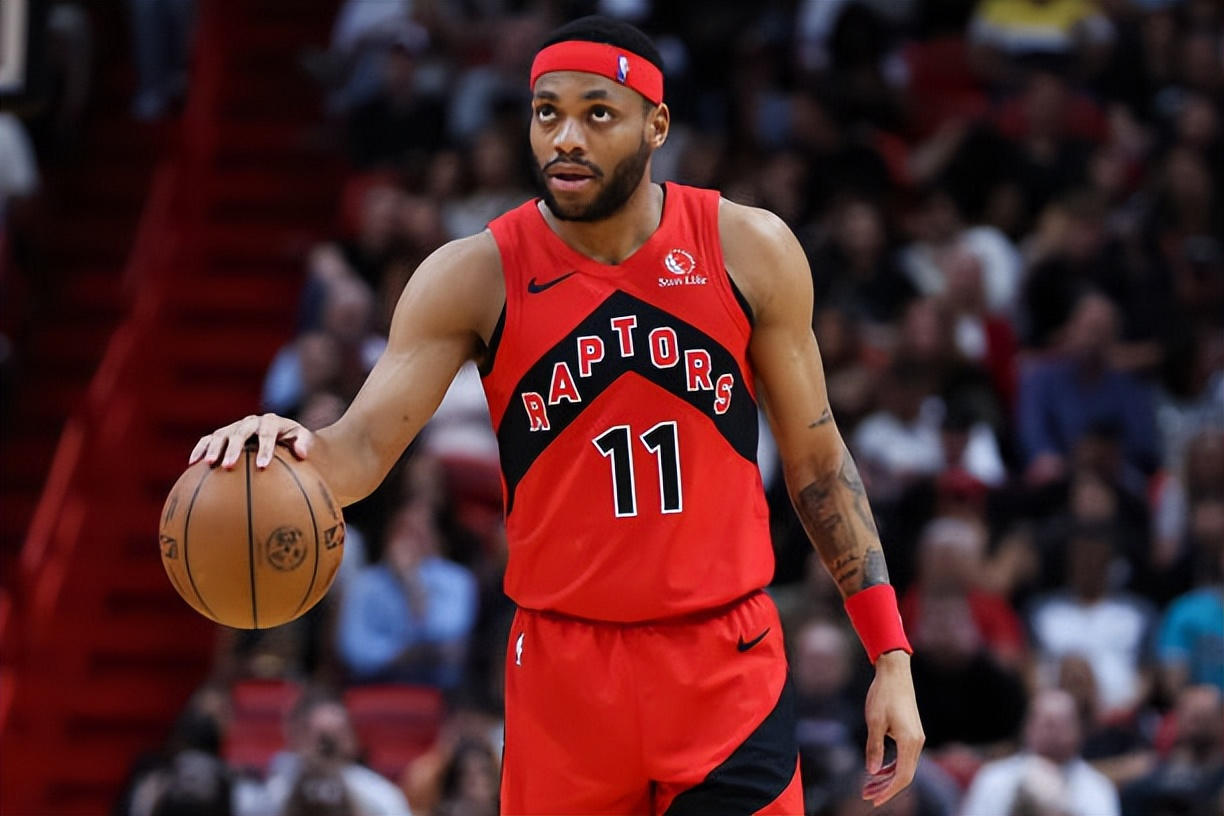 美职联禁止保镖到场边保护球员